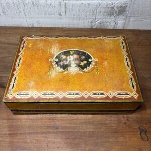 Antique Uneeda Nabisco Biscuit Tin
